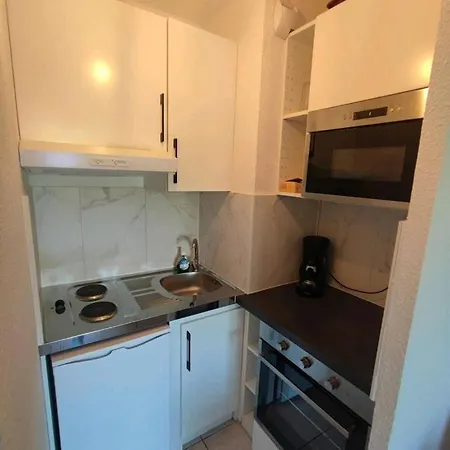 דירה 2 Pieces Proche + Parking