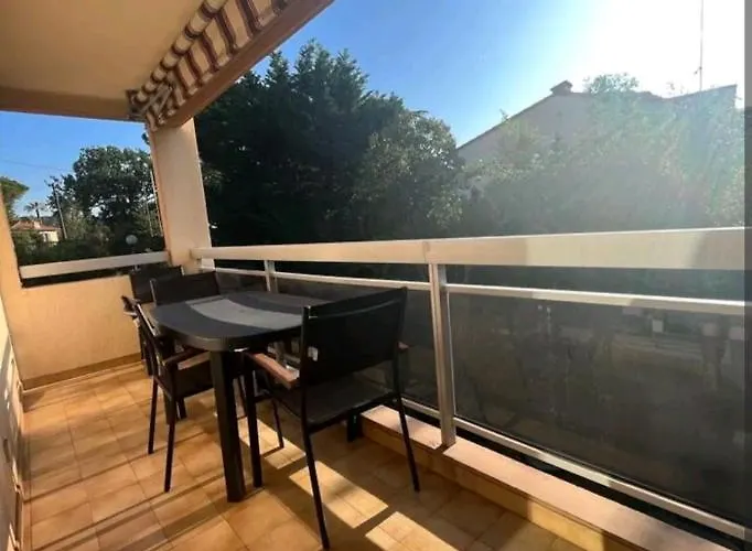 2 Pieces Proche + Parking * Golfe-Juan